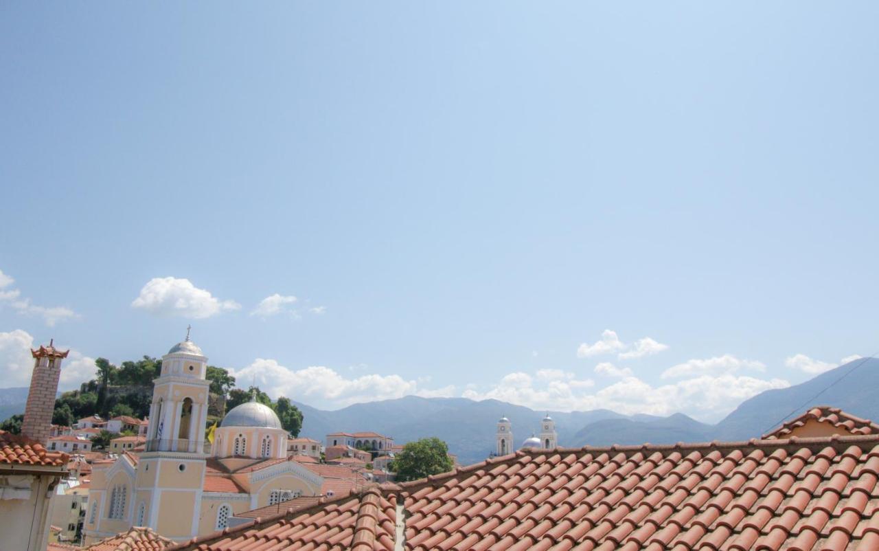 Onos - 2 Bedroom 2 Bathroom Penthouse With Terrace In Old Town Kalamata Eksteriør billede